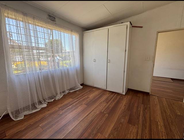 2 BEDROOM APARTMENT FOR SALE IN RIDGEWAY